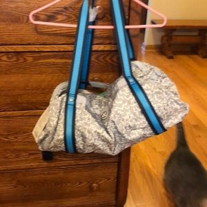 Lululemon high mileage duffel